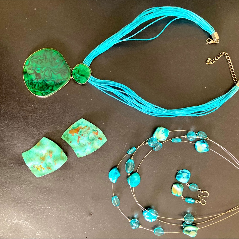 Elegant Green and Blue Jewelry Sets